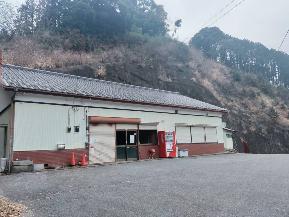 豊英湖釣り舟センター